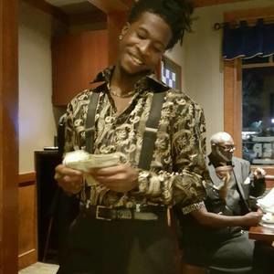 Meet your Posher, Christopher